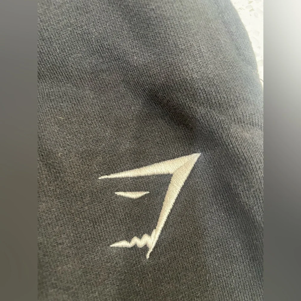 Gymshark Black Athletic CREST slimfit joggers size med - Picture 4 of 8